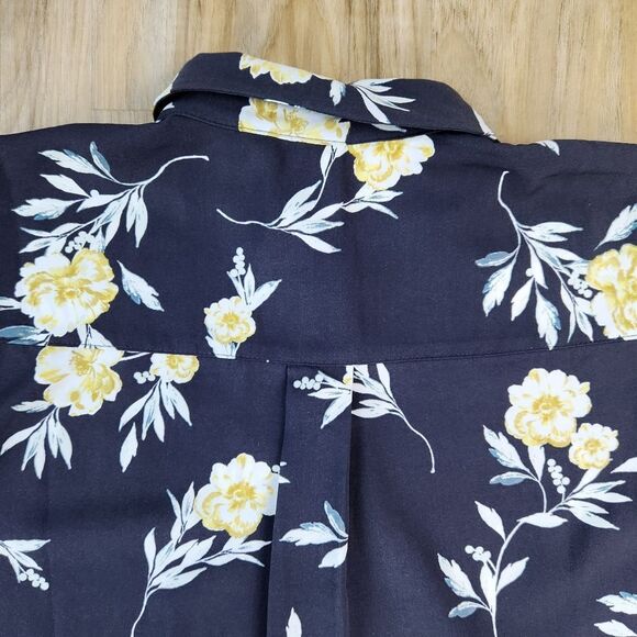 ☔️🩵H&M Gray Floral Buttoned Front Long Sleeve Top Size 4 - Picture 5 of 10